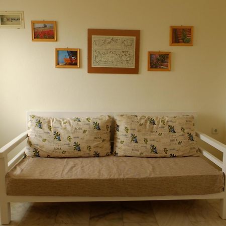 איסטרו Dialinas Apartments חדר תמונה